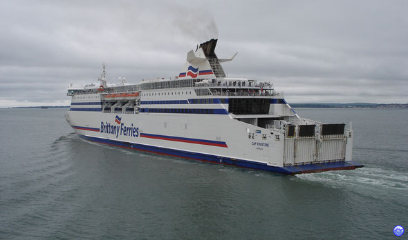 Cap Finistère entrant dans le Solent (© lebateaublog 2012)