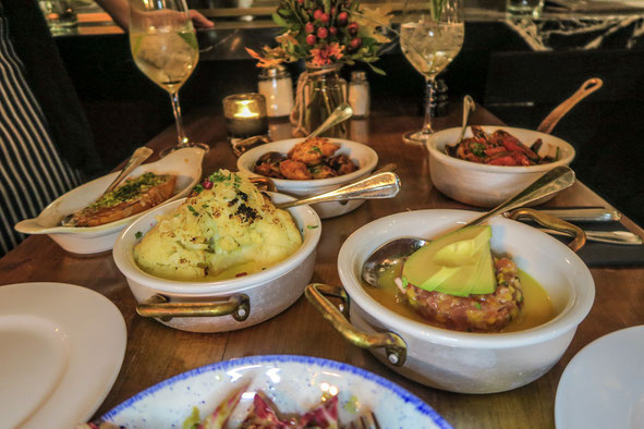 Bank Zurich restaurant Helvetiaplatz sharing dishes trendy