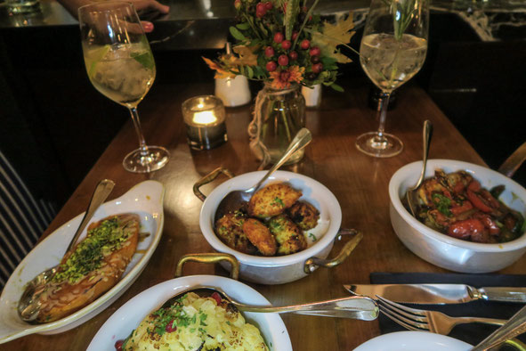 Bank Zurich restaurant Helvetiaplatz sharing dishes trendy
