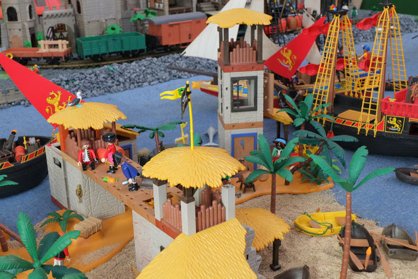 Seeräuber Piraten Mittelalter Miniwelten Playmobil Lathen Ausstellung 