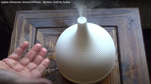 Picture of a aroma diffuser with wrong a setting- water under the diffuser