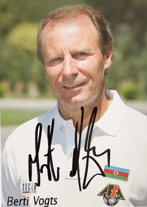 Autograph Berti Vogts Autogramm