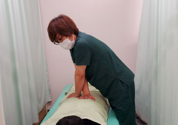 四街道アース整骨院スタッフ院長