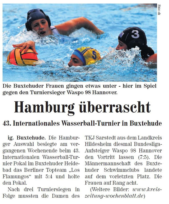 Hamburg überrascht.  43. internationales Wasserballturnier in Buxtehude