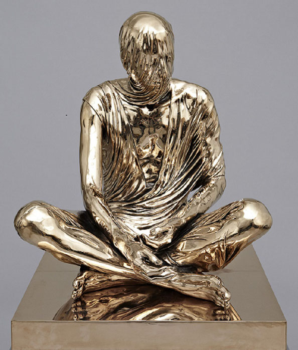 2012. TEMPORAL SITTER : Bronze patiné.   165x74x76 cm   Edition de 4