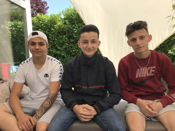 Junge Flüchtlinge integrieren sich selbst - Haus vom Guten ...