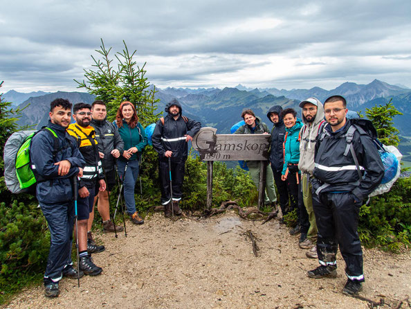 Integrationsprojekt Wanderglück auf dem Gräner Höhenweg zum Füssener Jöchel und weiter hinab zum Haldensee.