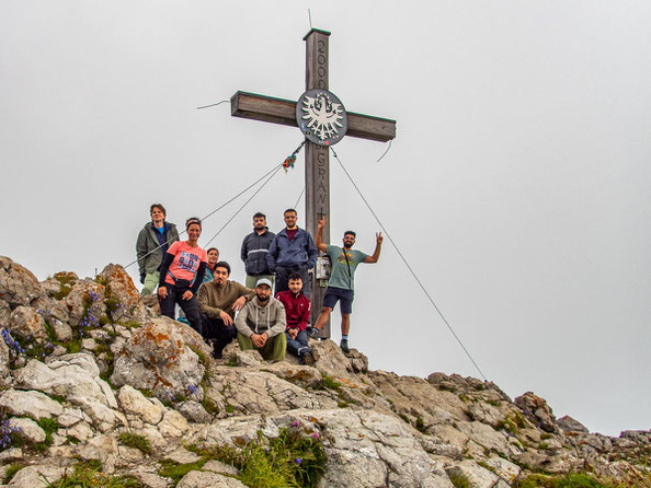 Wanderung des Integrationsprojekts Wanderglück zur Bad Kissinger Hütte und auf den Aggenstein in den Tannheimer Bergen.