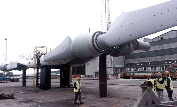 Seagen. Rotoren vor der Installation an Land (q: Wikipedia)
