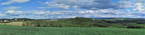 Blick aus Richtung Talbach zur Göltzschtalbrücke, zukünftiges Unesco Weltkulturerbe (Foto: W. Roth)