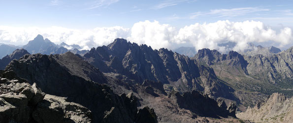 Blick vom Monte Cinto (2706 m) / Korsika