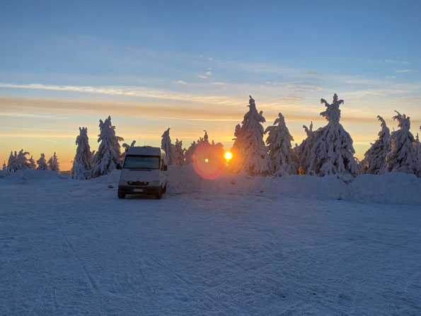 Morgenstimmung am Fichtelberg - Sachsen, 3. Advent 2021 ( Foto: L. Hille )