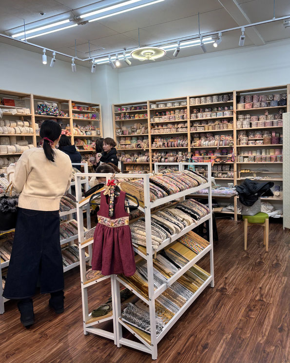 JourFin　ジュールフィン　ラブリボン　LoveRibbon　リボン　リボン教室　リボン教室芦屋　リボン　リボンワーク　リボン資格　リボンレッスン　フリルショルダー　フリルショルダーストラップ　スマホストラップ　木馬リボン　MOKUBAリボン　MOKUBA　リボンショルダー　神戸北野ホテル　神戸北野ホテルカルチャーサロン