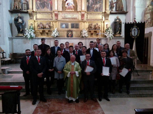 Foto de familia de los homenajeados del acto