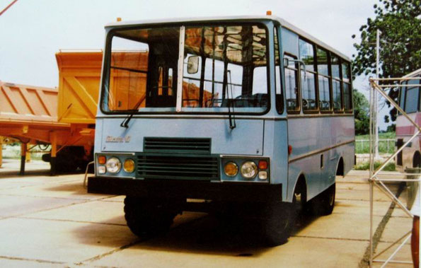 Автобус Giron VI на шасси ПАЗ-672ВЮ-000001040. Фото Богданова