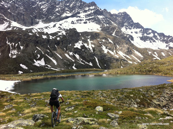 laghi dai mille colori