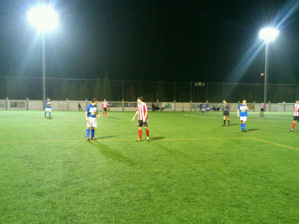 Momento del encuentro entre el Laudio B y el Marianistas. Foto: @alavaentufutbol