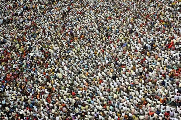 Gente. Personas. Individuos.