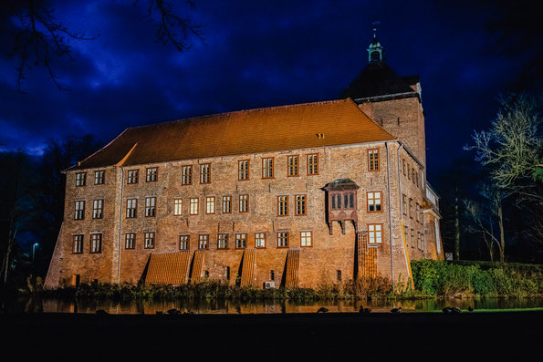 Standesamt Winsen Luhe bei Nacht