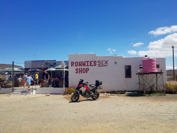 Route 62 - Ronnies Sex Shop