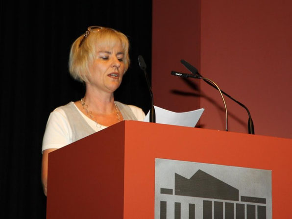 Frau Simone Zemski, Vorsitzende des Schulelternbeirates