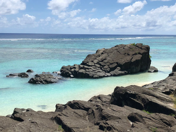 Tuoro, Black Rock, Swimming at the rock, Black Rock Rarotonga,