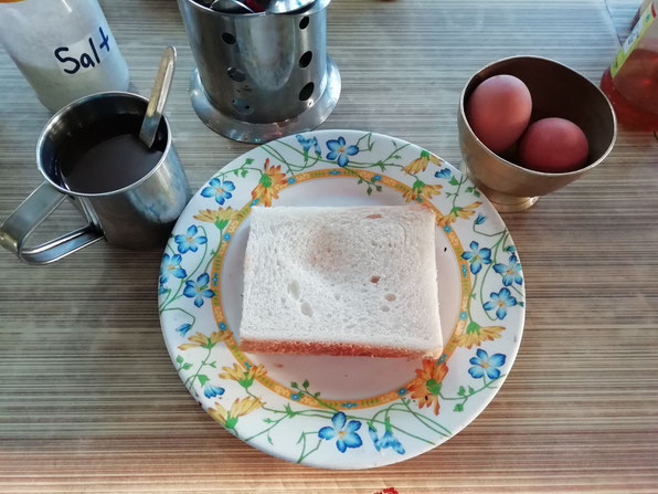 ようやくスパイス効いてないメニュー見つけた!
