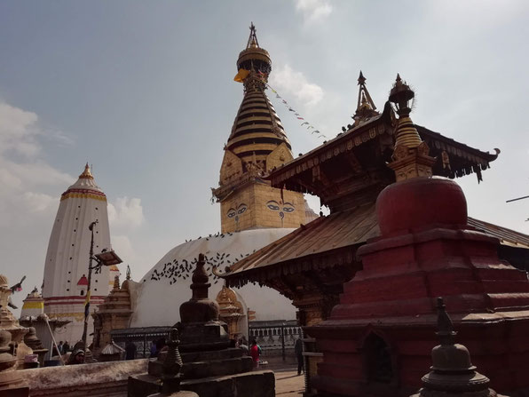 スワヤンブナート寺院。