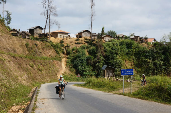 Le nord du Laos est aussi vallonné que le nord du Vietnam!