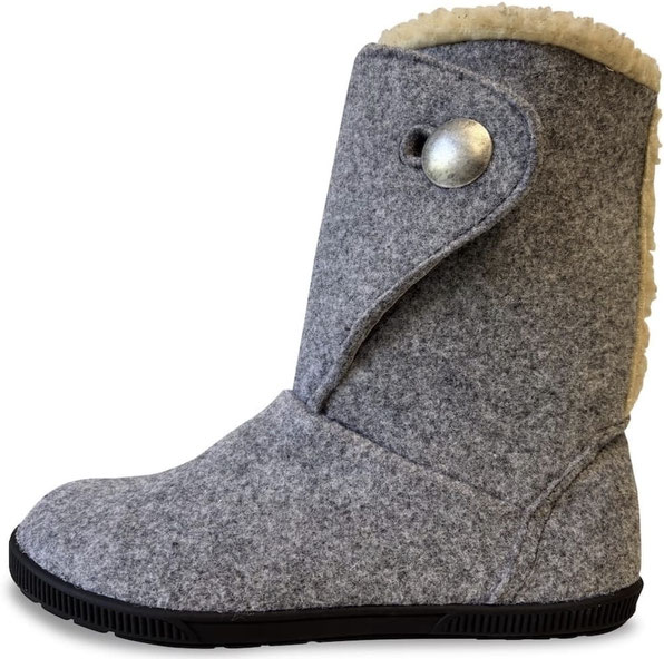 Barfußschuh als Winterstiefel aus schwarzem Rindsleder mit schwarzem Nubukleder