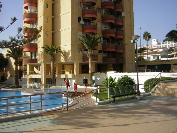 Apartment Holly in der ferienanlage Los torres mit Pool in zentraler Lage.