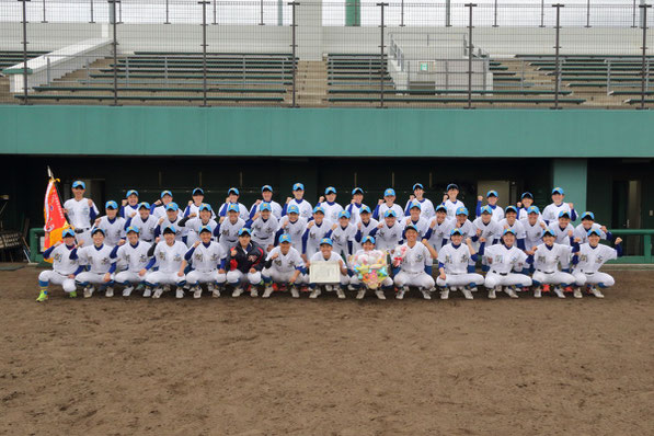 〈写真〉第4回女子硬式野球新潟大会・優勝