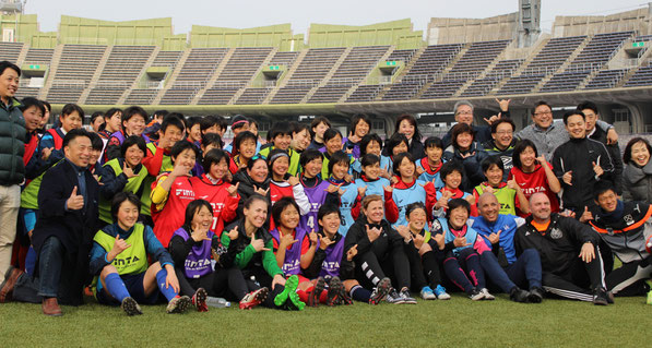 米国大学女子サッカーセレクションキャンプ