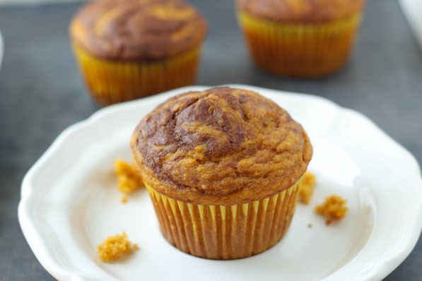 These healthier pumpkin muffins have a delicious chocolate-swirl layer on top that makes them just a little extra special for a beautiful fall treat! 