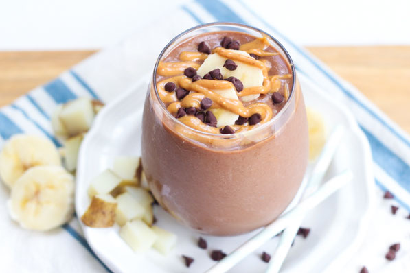 #ad This creamy, filling chocolate, peanut butter, and banana smoothie recipe is packed with post-workout goodness, including a healthy serving of carbohydrates from potatoes!  