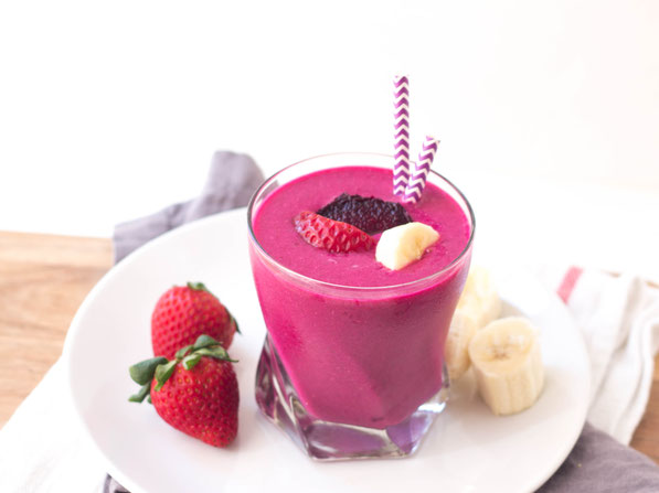 The tasty combination of strawberries and bananas gets an extra boost of nutrition from beets in this healthy and creamy smoothie recipe!