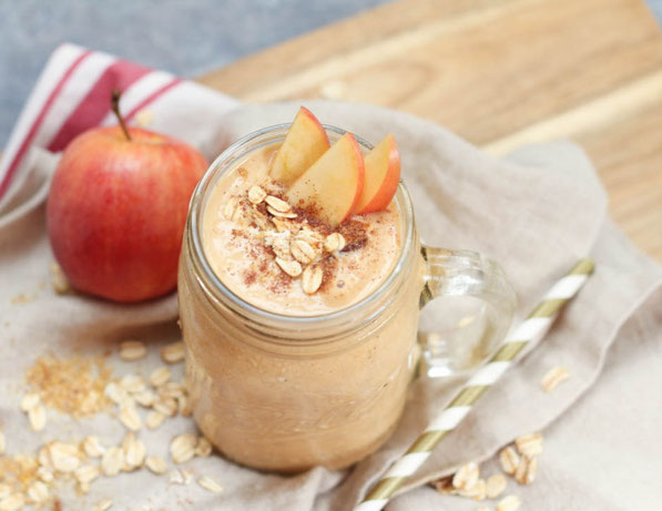 This high fiber pumpkin spice smoothie with oats, flax, and Greek yogurt is a filling breakfast that can also help boost your digestive health this holiday season! 