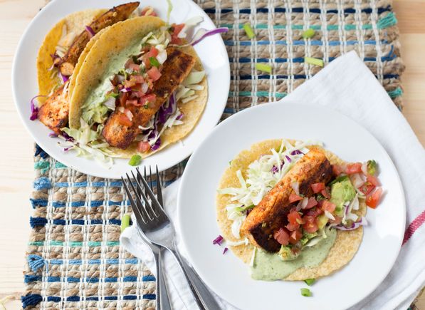 This simple and healthy fish taco recipe is fresh, light, and ready in around 20 minutes! Spiced mahi mahi is the perfect fish in this tasty dinner.  