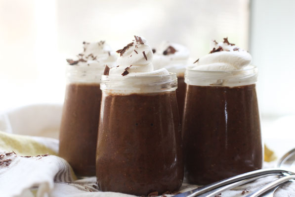 Chia seeds make the base of this creamy "no-cook" vegan chocolate pudding. It takes just a few minutes to prepare and is a good source of omega 3 fat, fiber, and protein. It's the perfect healthy summer dessert!