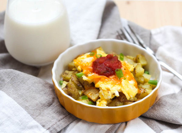 These easy and affordable potato, egg, and cheese breakfast bowls are a healthy, gluten free, and freezer-friendly recipe that costs around $0.52 per serving!