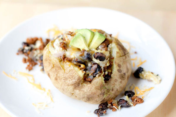 Healthy vegetarian baked breakfast potatoes recipe!  Perfect light, protein-packed breakfast! 