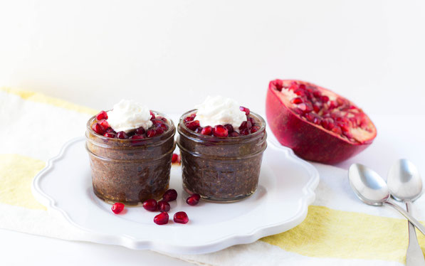 This no-cook chocolate chia pudding recipe with pomegranates and pure maple syrup is a simple yet impressive (and healthy) dessert; perfect for the holidays!