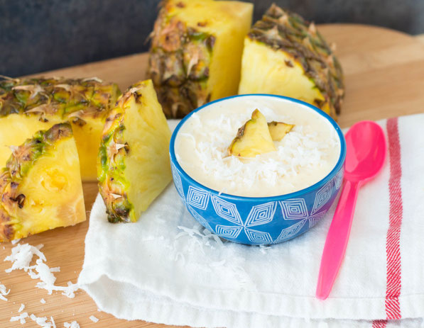 This simple pineapple coconut smoothie bowl recipe makes a great breakfast or healthy dessert!