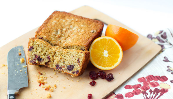 Vegan cranberry-orange oatmeal bread is the perfect fall/holiday breakfast or sweet treat!  It's moist, tender, and packed with sweet cranberry-orange flavor!