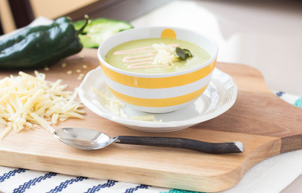 This light and creamy vegetarian roasted poblano white cheddar soup recipe takes only 30 minutes to make.  Perfect for a busy weeknight dinner! 