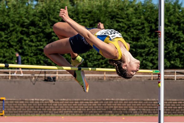 Scottish high jump champion Isla Ross helped Giffnock win. Photo: Bobby Gavin