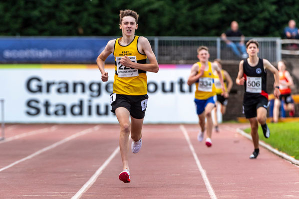 Angus Wilkinson wins the Scottish title; photo credit Bobby Gavin