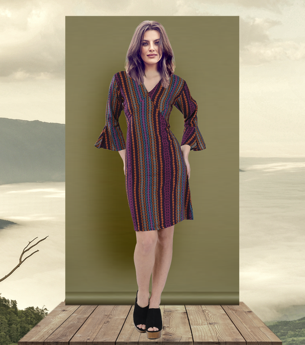 Boho-Damenkleid aus 100% hochwertiger Baumwolle mit floralem Muster