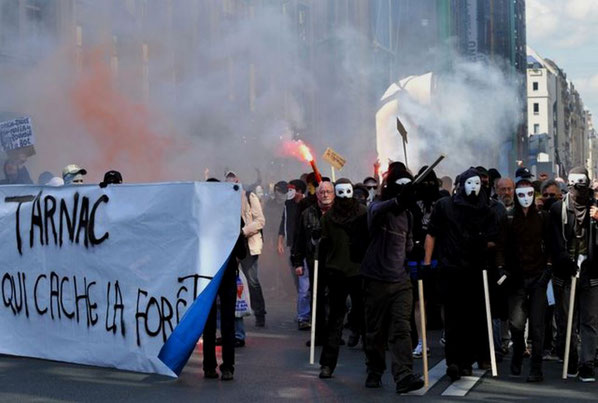 Autonom solidaritet med de fængslede aktivister fra Tarnac Paris, 21. juni 2009 