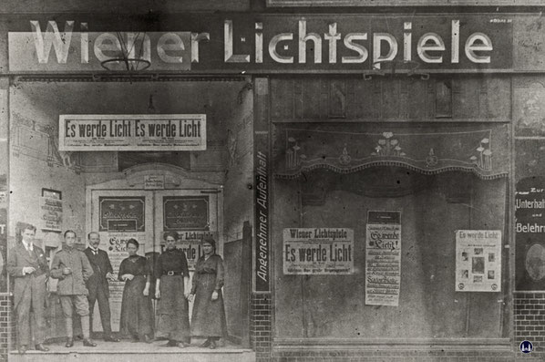 Seltene Postkarte der "Wiener Lichtspiele" aus dem Jahr 1919. Sammlung Röhrig.